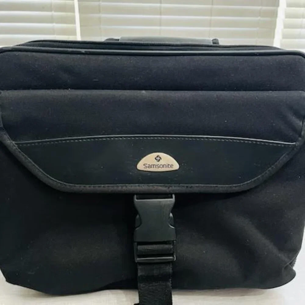 Samsonite Business Briefcase Laptop Bag Classic Black Portfolio Case Nylon